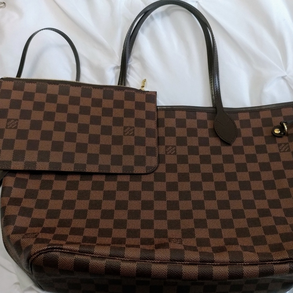 LV Purse